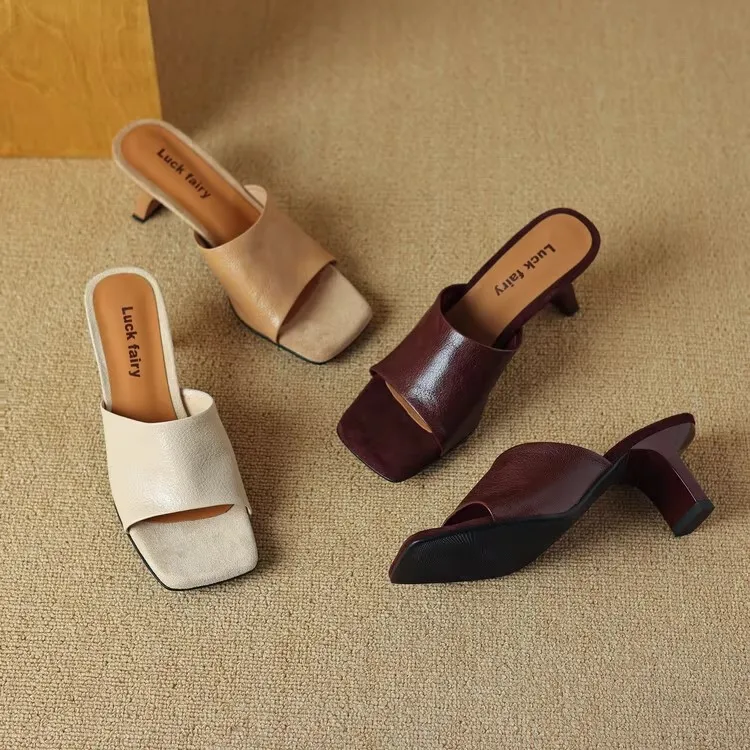 כפכפים בסטייל לאישה , מעור איכותי