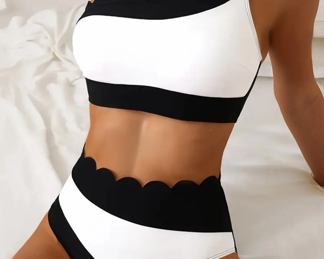 בגד ים לנשים בצבע שחור לבן עם פסים משולבים, כתף אחת, תמיכה בחזה