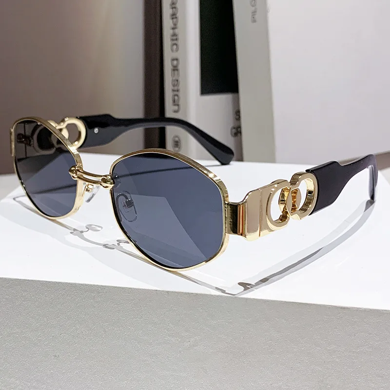 משקפי שמש מותג אופנה יוקרתיים לנשים וגברים 2025