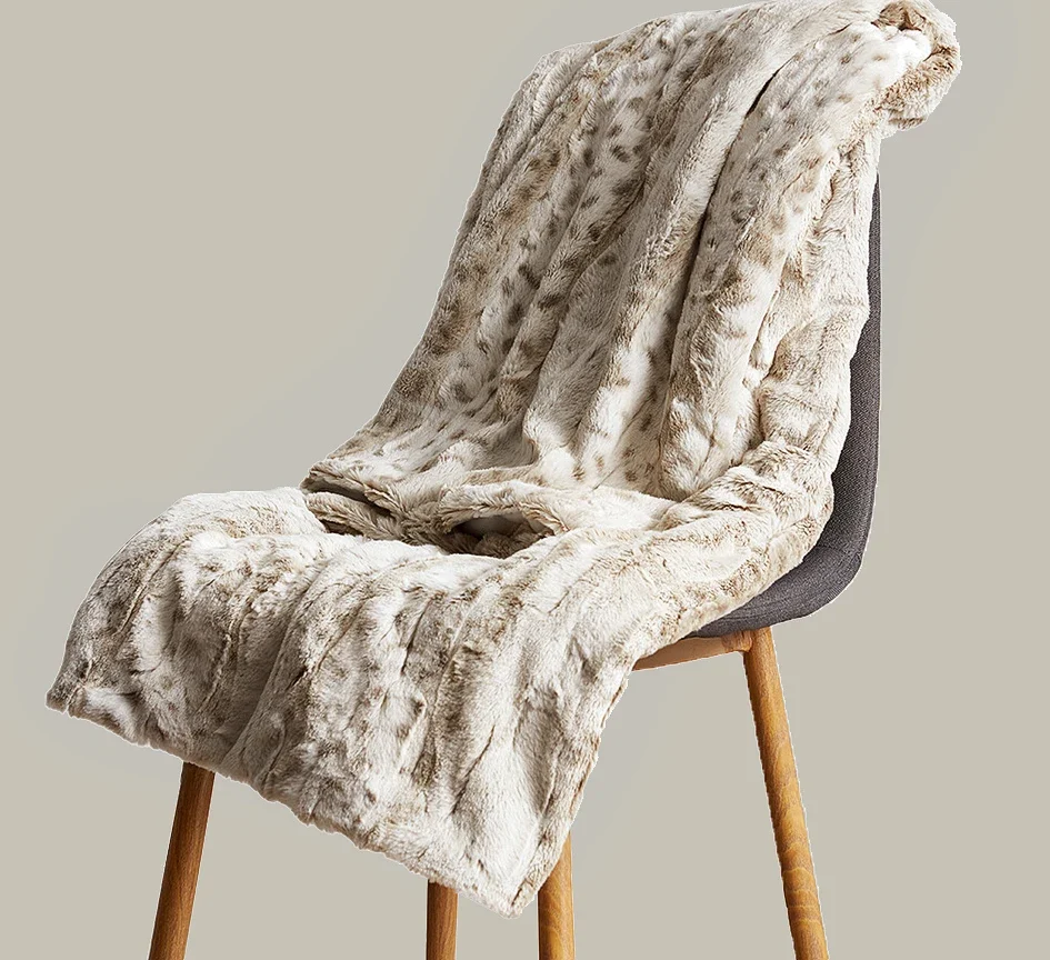 שמיכת פלוש מפוליאסטר דו שכבתית מפנקת , פרווה מלאכותית לספה, מיטה וסלון, יופי ורכות לשדרוג הבית