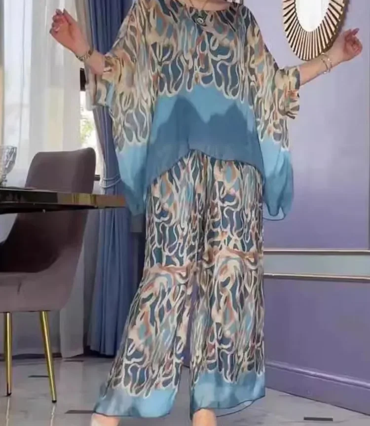 סט אופנתי וחדש, הדפס בוהו שיק, חולצה רחבת שוליים עם מכנס תואם, נוחות ויופי משולבים יחדיו